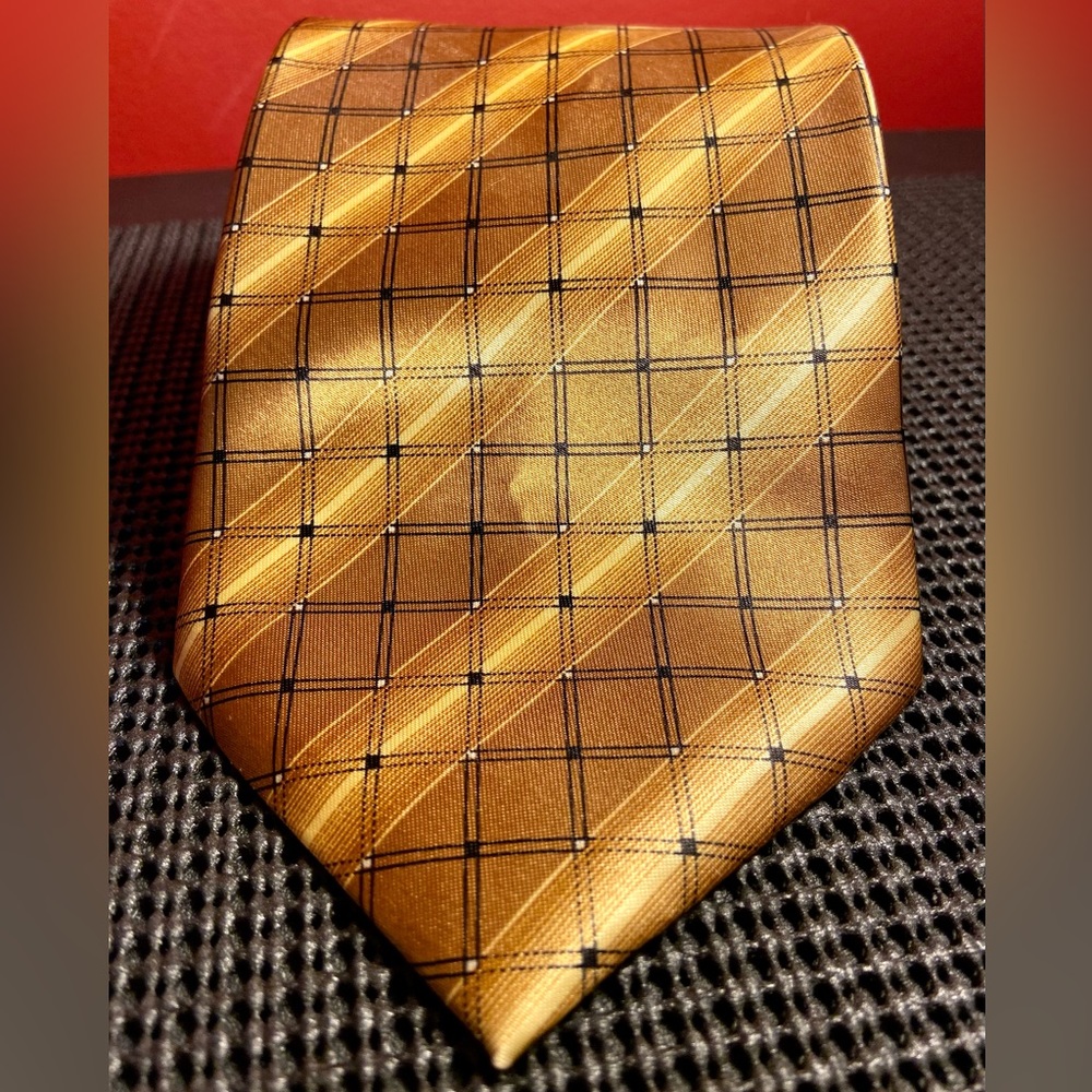 Bentley Flair Gold & Black Men’s Neck Tie 59” Length